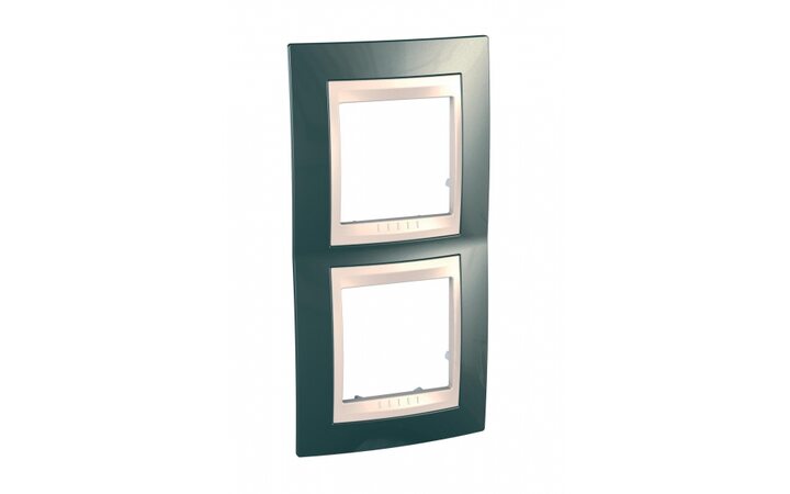 фото - Schneider Electric SE Unica Хамелеон Шампань/Беж Рамка 2-ая вертик (MGU6.004V.524)