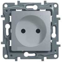 Legrand Etika Алюм Розетка б/з со шторками, винт. клем. 672434