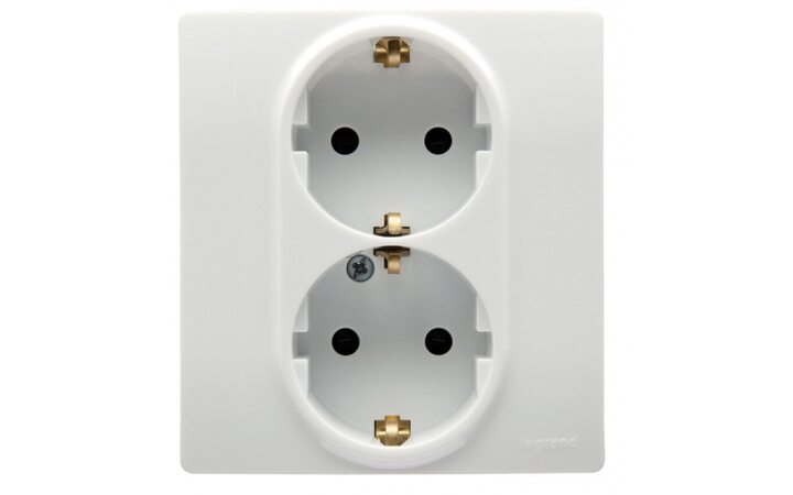 фото - Legrand Etika Бел Двойная розетка с/з, винт. клем. 672223