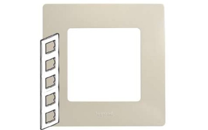 фото - Legrand Etika Крем Рамка 5-ая 672515