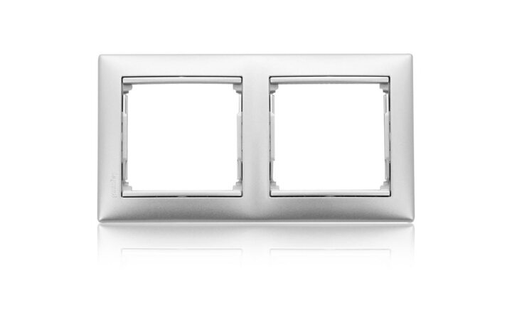 фото - Legrand Valena Бел Рамка 2-ая гориз (774452)