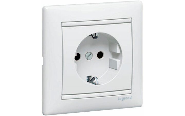 фото - Legrand DIY Valena Бел Розетка 1-ая с/з (694280)
