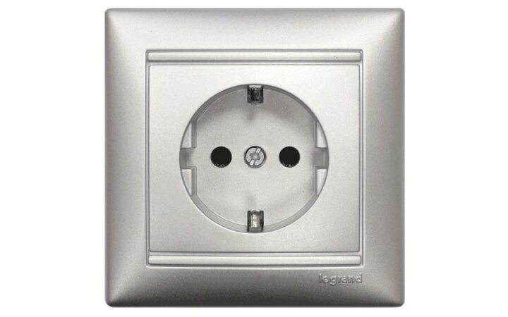 фото - Legrand Valena Алюминий Розетка 1-ая с/з (770120)