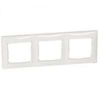 Legrand DIY Valena Бел Рамка 3-ая гориз (694242)