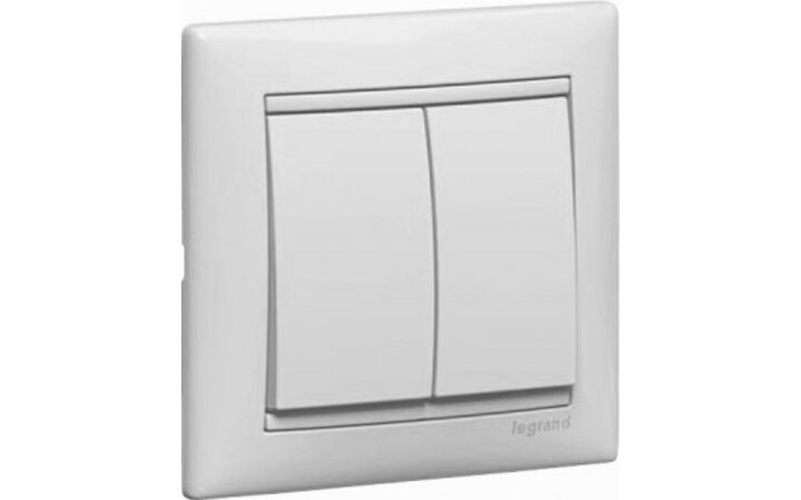 фото - Legrand Valena Бел Переключатель 2-х клавишный (774408)