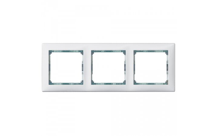 фото - Legrand Valena Бел/кристалл Рамка 3-ая гориз (774463)