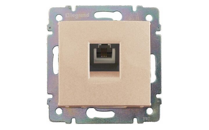 фото - Legrand Valena Крем Розетка комп(RJ45) 1-ая 5 кат ISDN 300MHz 8конт (774341)