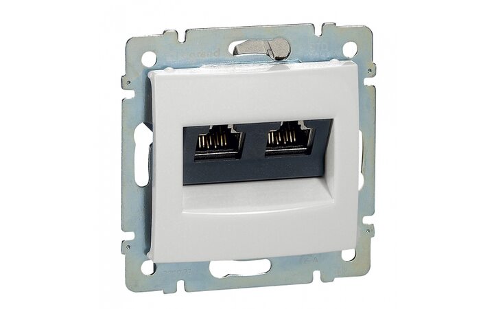 фото - Legrand Valena Бел Розетка комп(RJ45) 2-ая 5кат.крепление винт(без лапок) (774239)