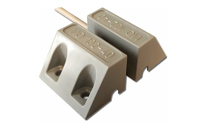 фото - Магнито-контакт ИО 102-40 Б2П (2)