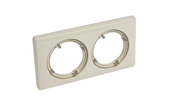 фото - Legrand Celiane Беж Рамка 2-я IP44 (069082)