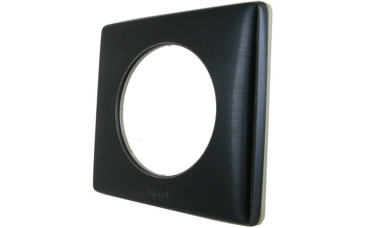 фото - Legrand Celiane2 Карбон Рамка 1-я (2 мод) (068981)