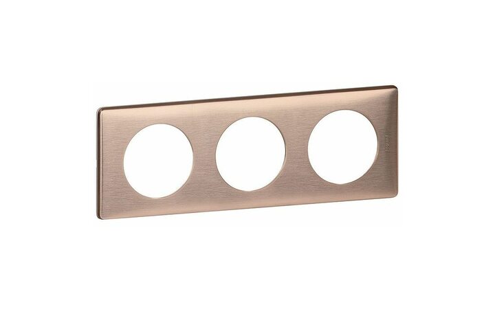 фото - Legrand Celiane2 Медь Рамка 3-ая (2+2+2 мод) (068993)