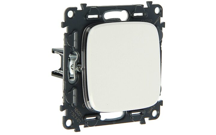 фото - Legrand Valena ALLURE DIY Белый выключатель 1-клавишный 10А 250В (752701)