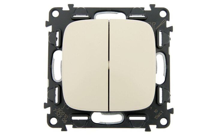 фото - Legrand Valena ALLURE DIY Слоновая кость Переключатель 2-клавишный 10А 250В (752808)