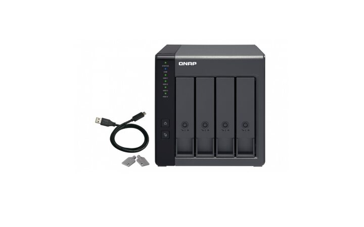 фото - QNAP TR-004