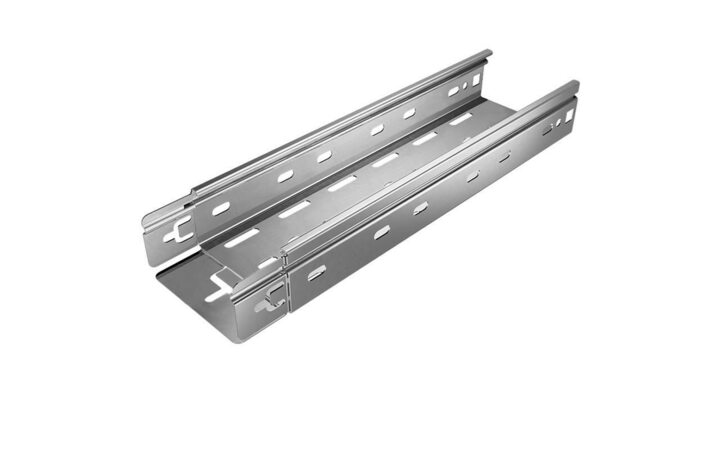 фото - Лоток листовой перфорированный 300х50 L3000 сталь 0.7мм 'БЫСТРЫЙ МОНТАЖ ПЛЮС' LPplus50-300-0.7-3000 оцинк. КМ PL0219