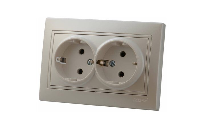 фото - Розетка 2-м СП Мира 16А IP20 с заземл. со вставкой керамика жемчуж./бел. перламутр. LEZARD 701-3030-127