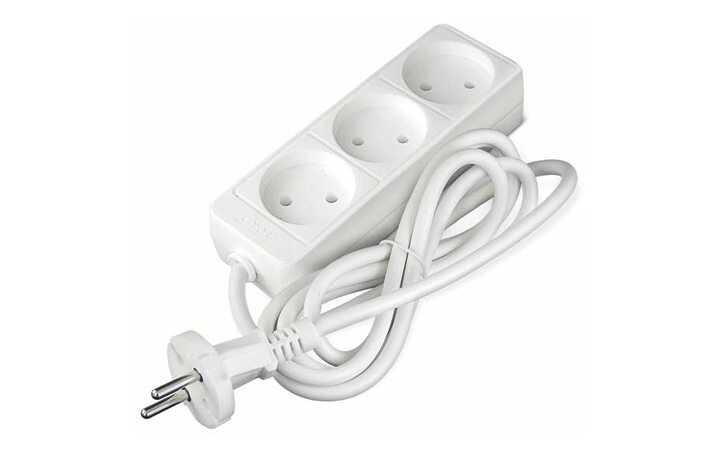 фото - Удлинитель 3х1.5м без заземл. 10А IP20 2.2кВт Союз 481S-1301