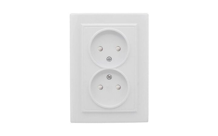 фото - Розетка 2-м СП Минск 10А IP20 без заземл. защ. шторки бел. Basic EKF ERR10-102-100