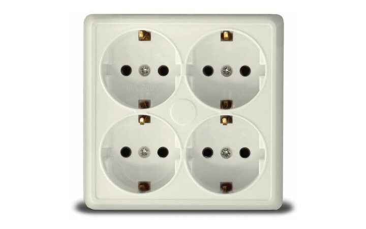 фото - Розетка 4-м ОП Олимп с заземл. квадрат сл. кость UNIVersal 1171