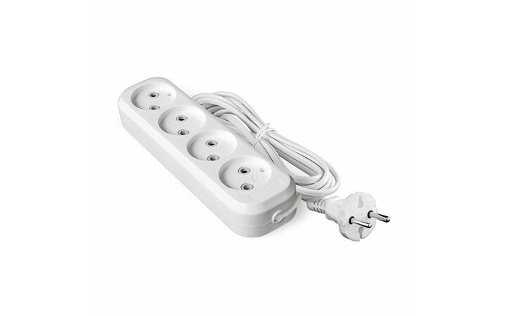 фото - Удлинитель 4х5м без заземл. 6А IP20 У6-766 ШВВП 2х0.75 UNIVersal 9631944