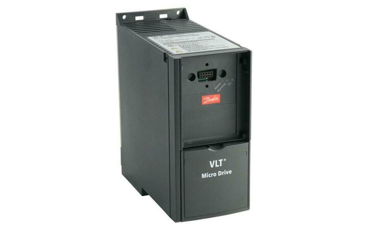 фото - Преобразователь частотный VLT Micro Drive FC 51 7.5кВт (380-480 3ф) без панели оператора Danfoss 132F0030