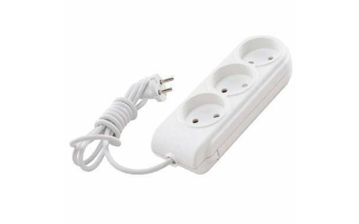 фото - Удлинитель 3х3м без заземл. 10А защ. шторки Makel N3010041