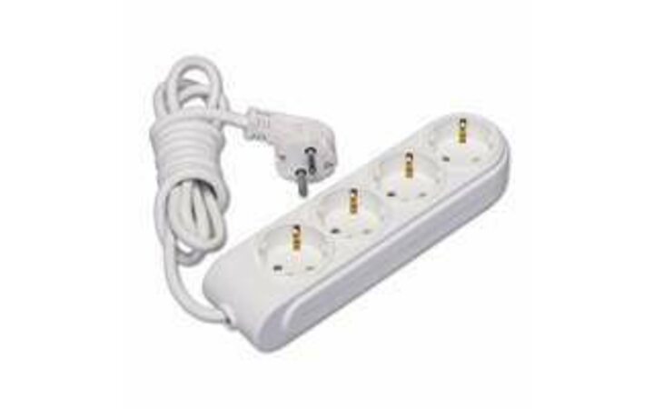 фото - Удлинитель 4х3м с заземл. 16А защ. шторки Makel N4210043