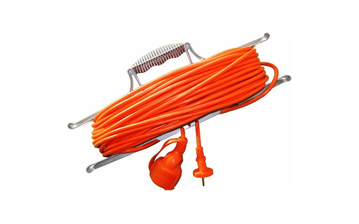 фото - Удлинитель-шнур на рамке 1х20м с заземл. 10А IP54 УШ-10 ПВС 3х0.75 розетки с защ. крышкой UNIVersal 9632022