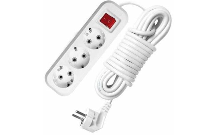 фото - Удлинитель 3х2м с заземл. 16А IP20 S-303 с выкл. ПВС 3х1 UNIVersal 9634418