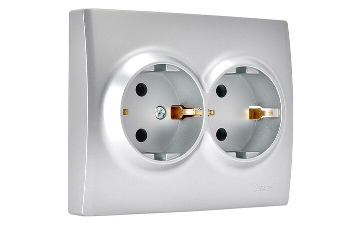 фото - Розетка 2-м СП Karina с заземл. термопласт матов. серебр. LEZARD 707-4300-127B