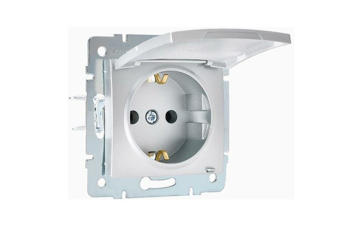 фото - Механизм розетки 1-м СП Karina с заземл. с крышкой термопласт матов. серебр. LEZARD 707-4388-123B