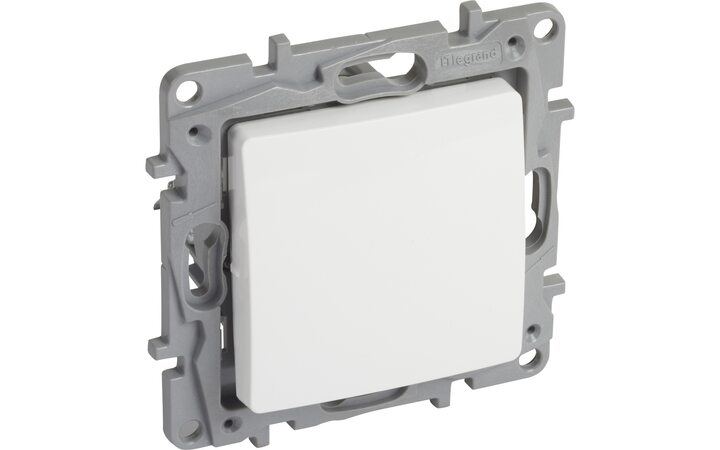 фото - Legrand Etika Бел Переключатель 1-клавишный промежуточный, винтовые клеммы, 10 AX, 672209