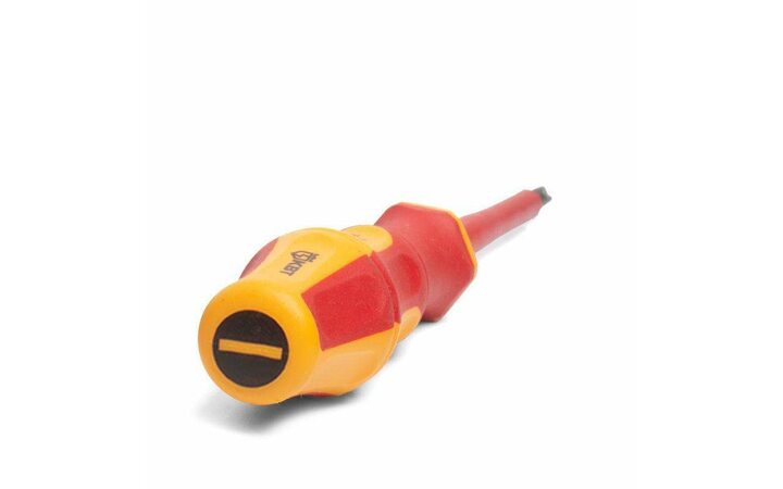 фото - Отвертка диэлектрическая 'Профи' шлиц 5.5х125 КВТ 78610