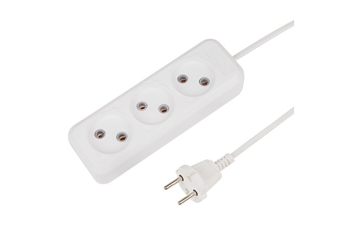 фото - Удлинитель 3 гнезда, 5м, 2х0,75мм², б/з, белый REXANT (Сделано в России) (11-8737)