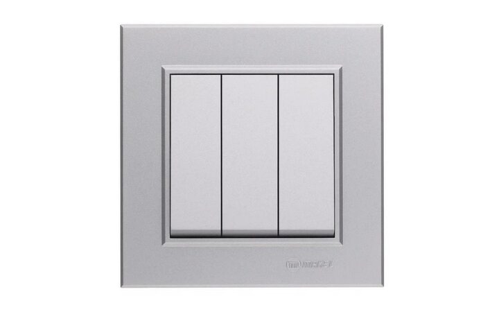 фото - Выключатель 3-кл. СП Karea 10А IP20 сереб. Makel 56065091