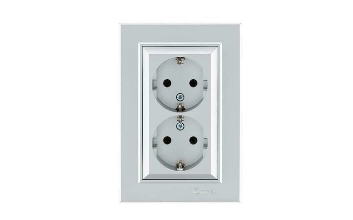 фото - Розетка 2-я с/з СП Karea 16А IP20 серебр. Makel 56065082