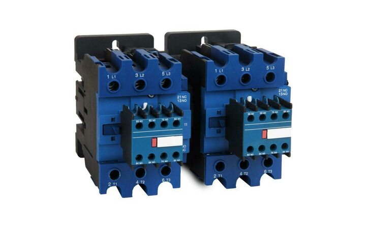 фото - Контактор ПМ12-063550 УХЛ4 В 63А кат. 220В AC 4НО+4НЗ КЭАЗ 312368