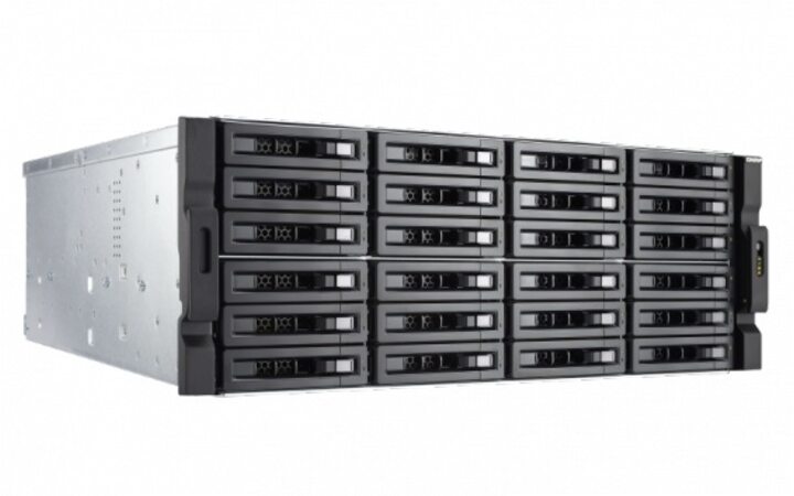 фото - QNAP TVS-EC2480U-SAS-RP-8GE-R2