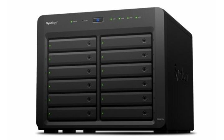 фото - Synology DS2415+