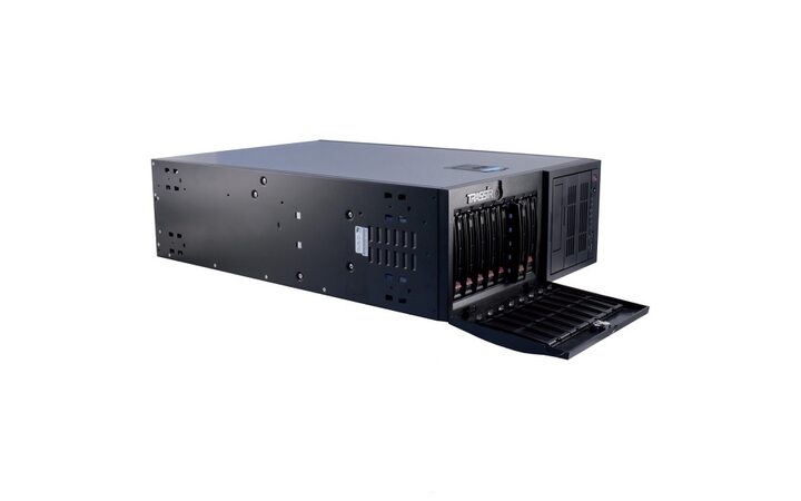 фото - TRASSIR QuattroStation Pro